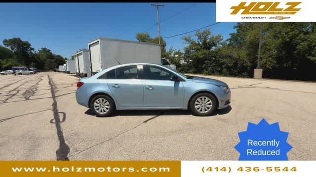 Certified 2011 Chevrolet Cruze LS FWD image 9