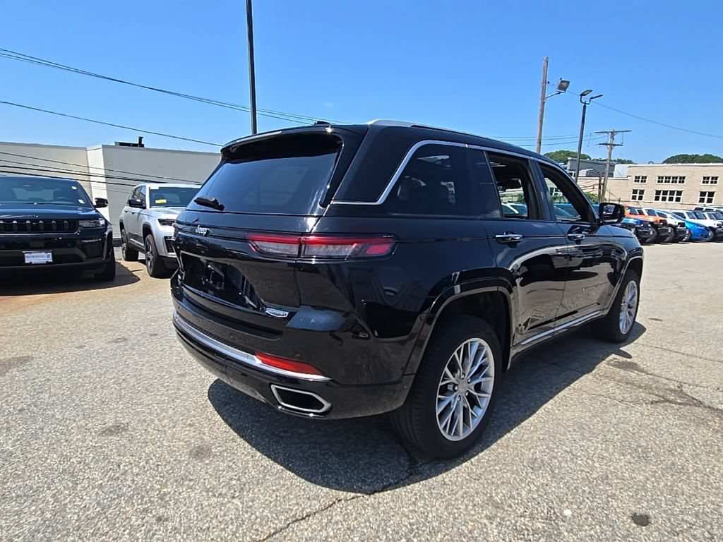 Certified 2023 Jeep Grand Cherokee Summit AWD/4WD image 9