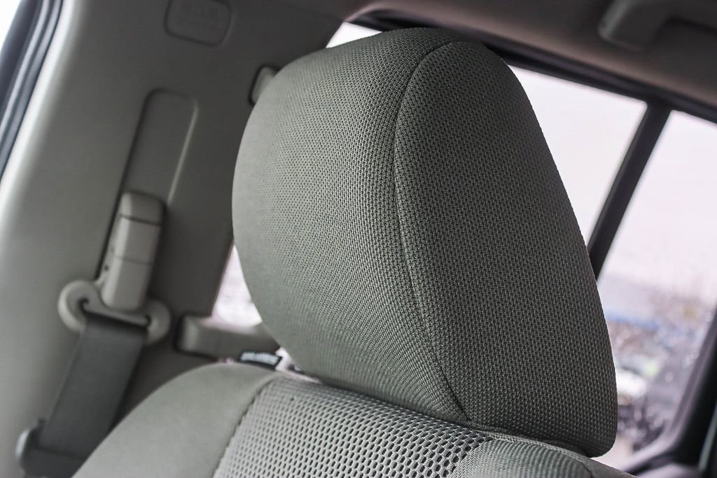 Used 2021 Nissan Frontier SV image 52