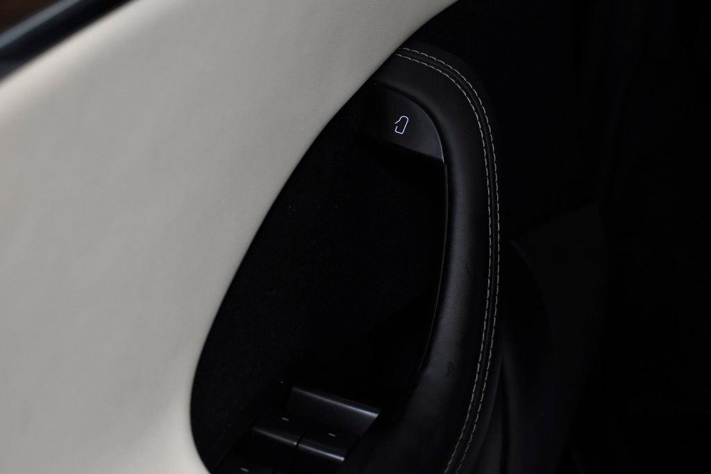 Used 2023 Tesla Model S Standard Range image 23