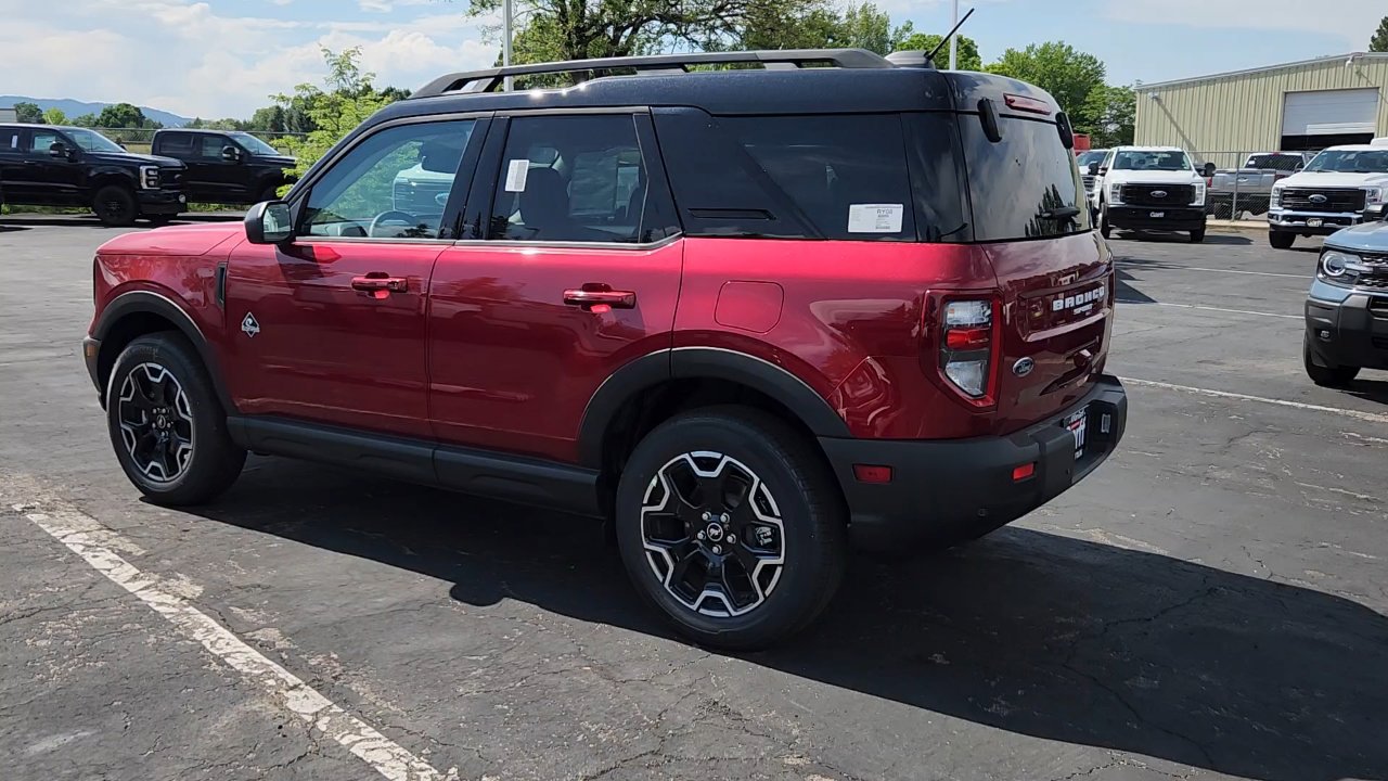 New 2025 Ford Bronco Sport Outer Banks image 4