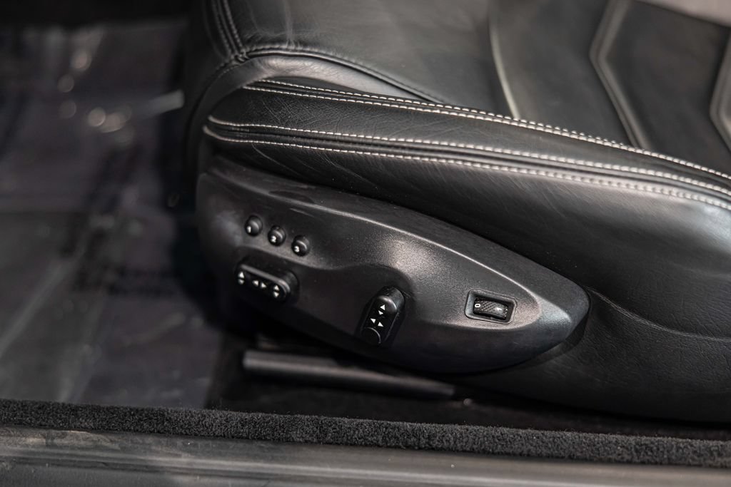 Used 2015 Maserati GranTurismo Sport RWD image 21