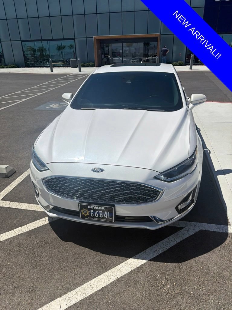 Used 2019 Ford Fusion Titanium FWD image 3
