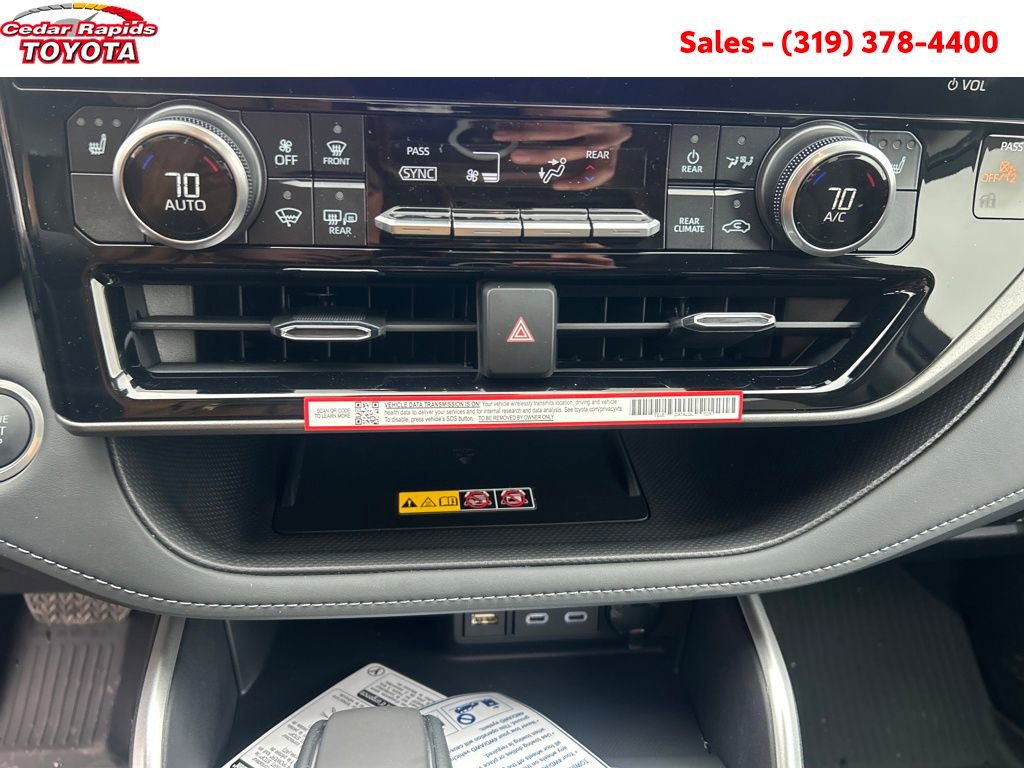 New 2026 Toyota Highlander XLE image 26