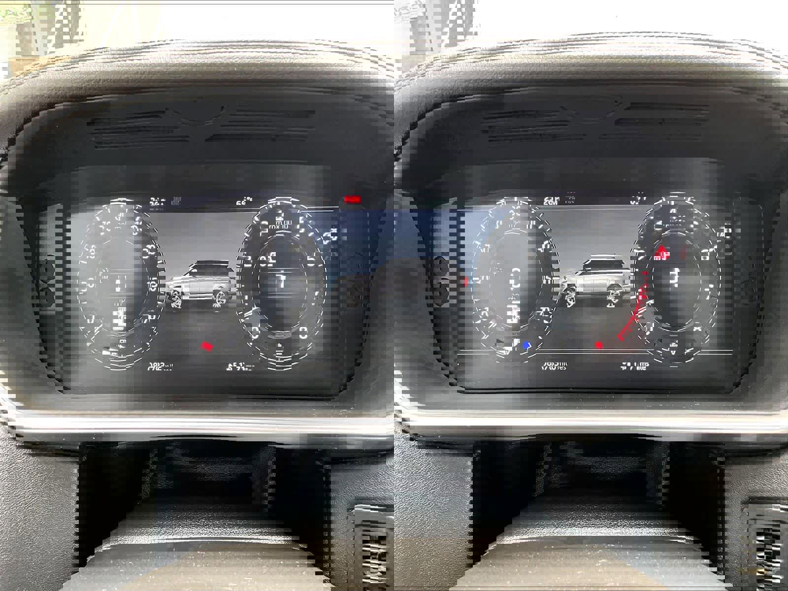 Used 2020 Land Rover Range Rover HSE image 26