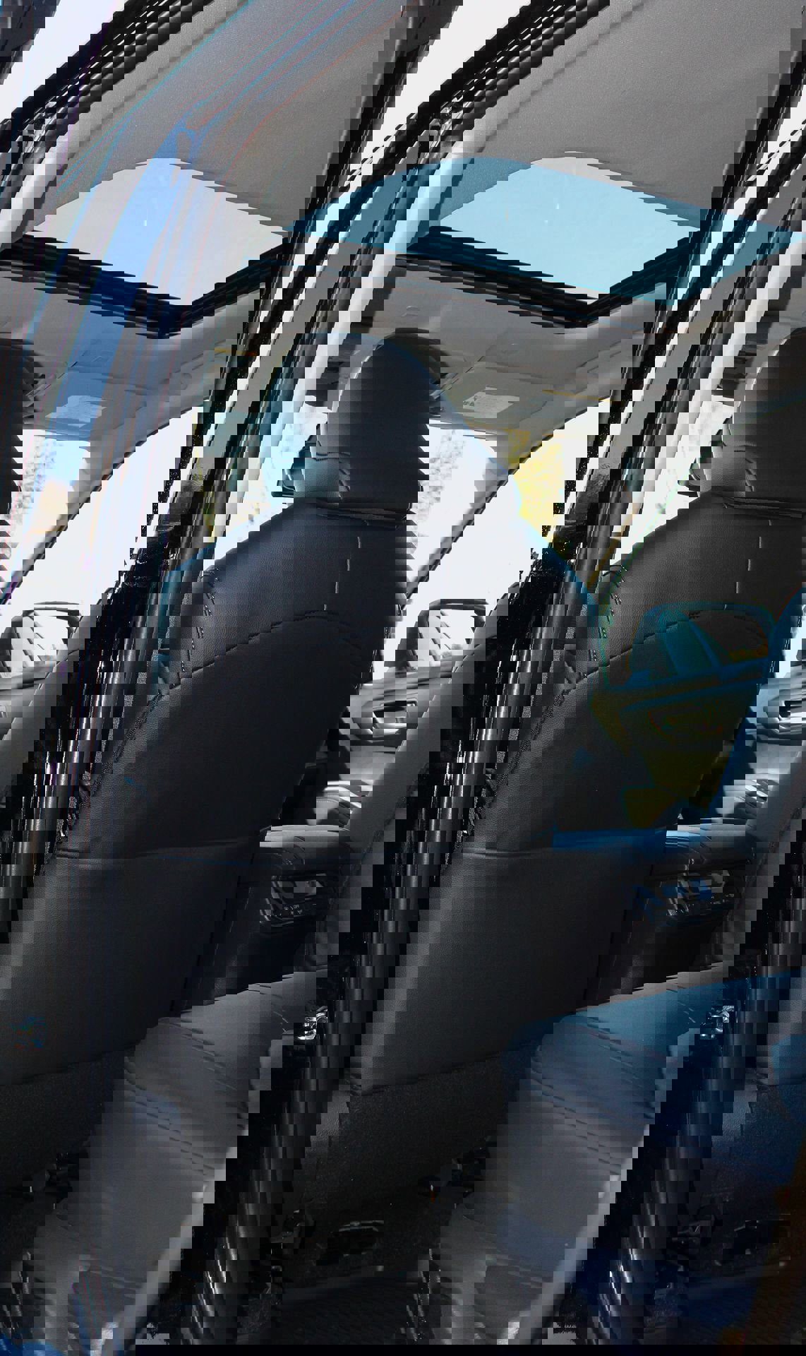 New 2026 Toyota Highlander XLE image 16