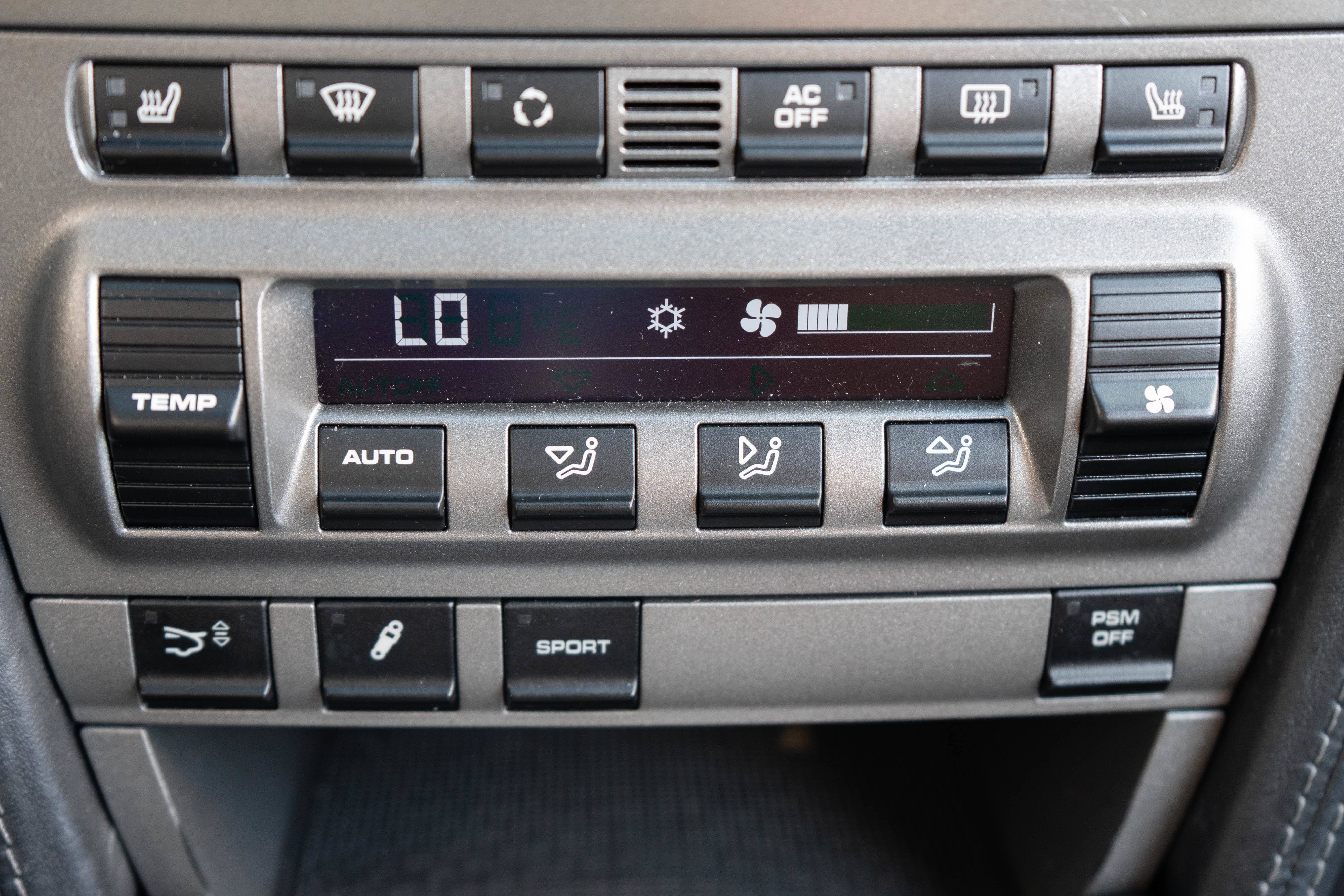 Used 2006 Porsche 911 Carrera S image 27