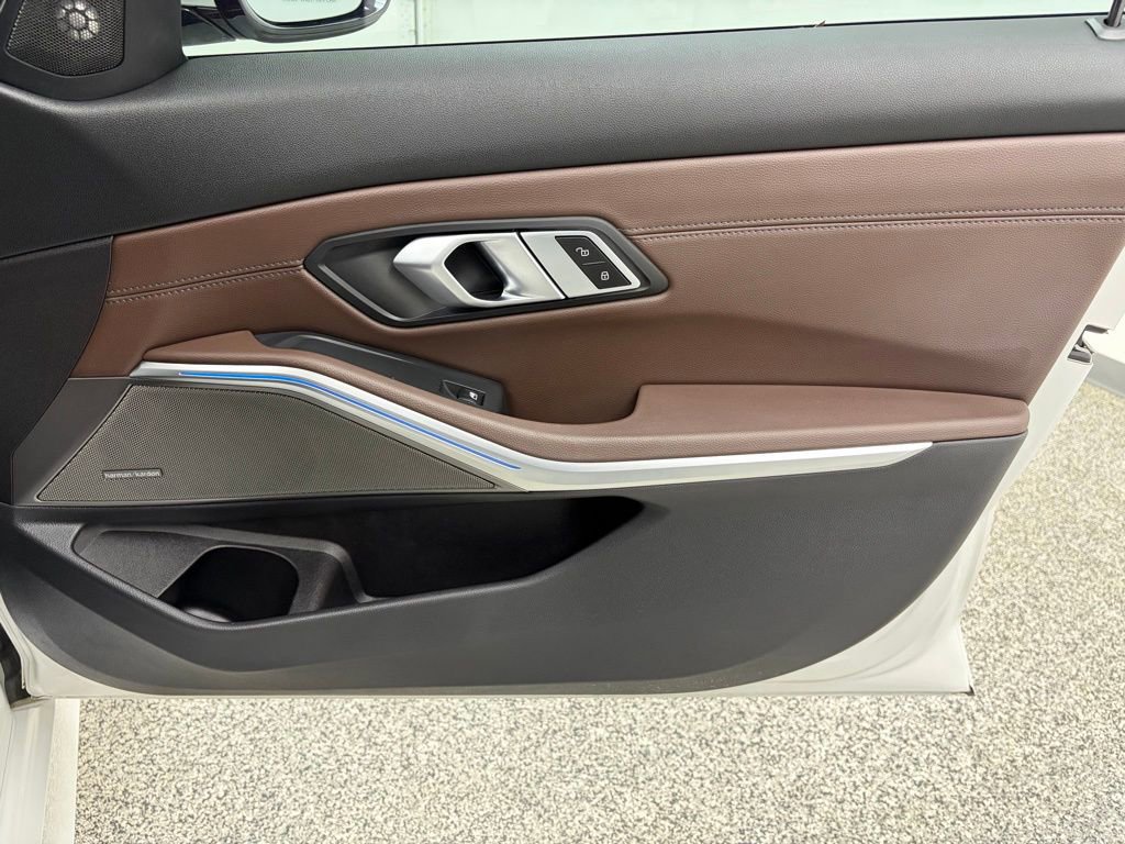 Used 2021 BMW 330e xDrive w/ Executive Package image 49