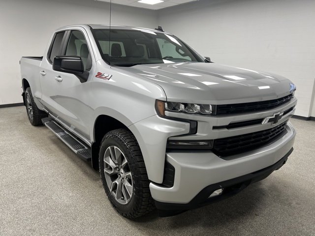 Used 2019 Chevrolet Silverado 1500 RST image 2