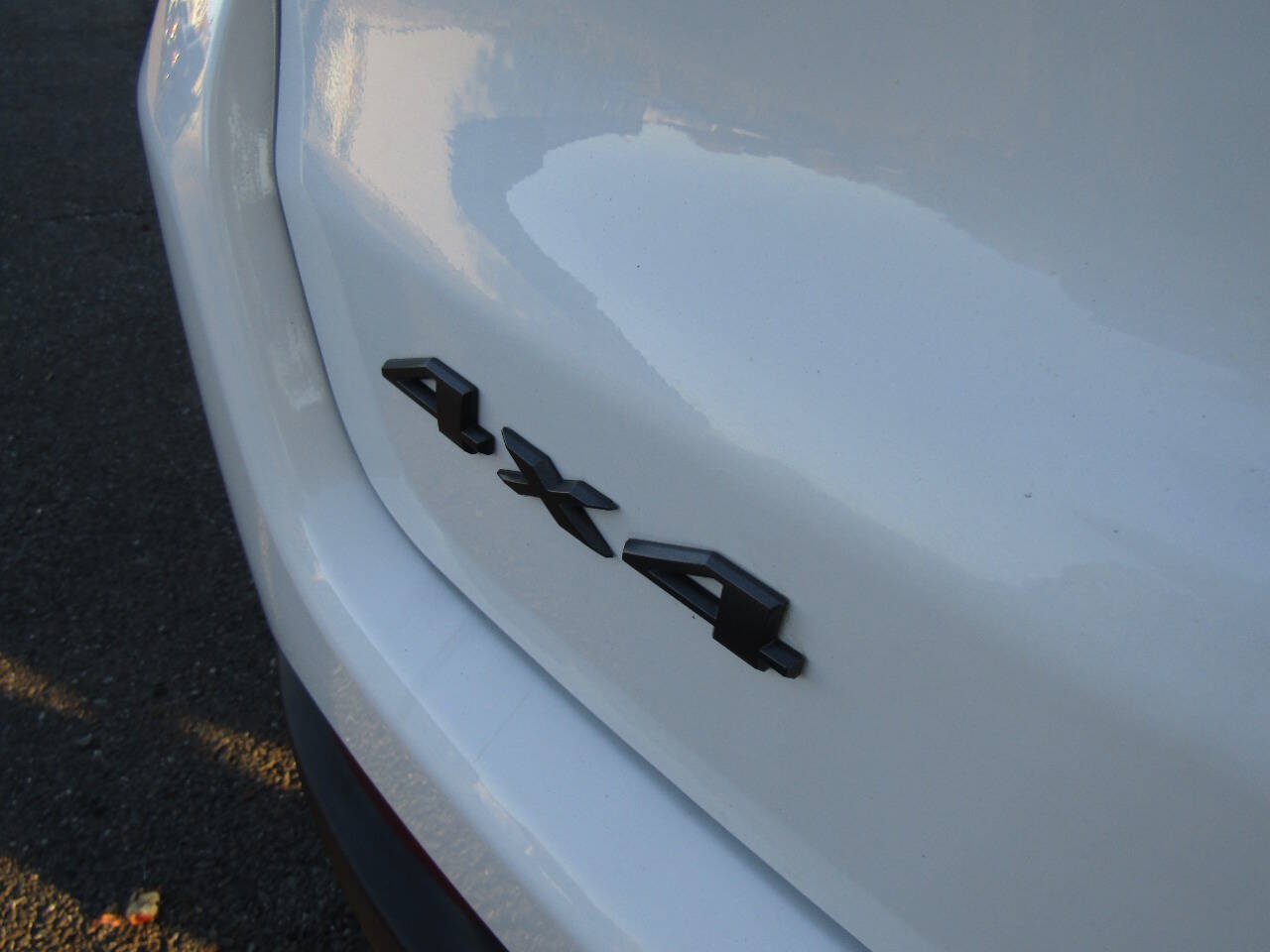 Used 2025 Jeep Compass Trailhawk AWD/4WD image 29