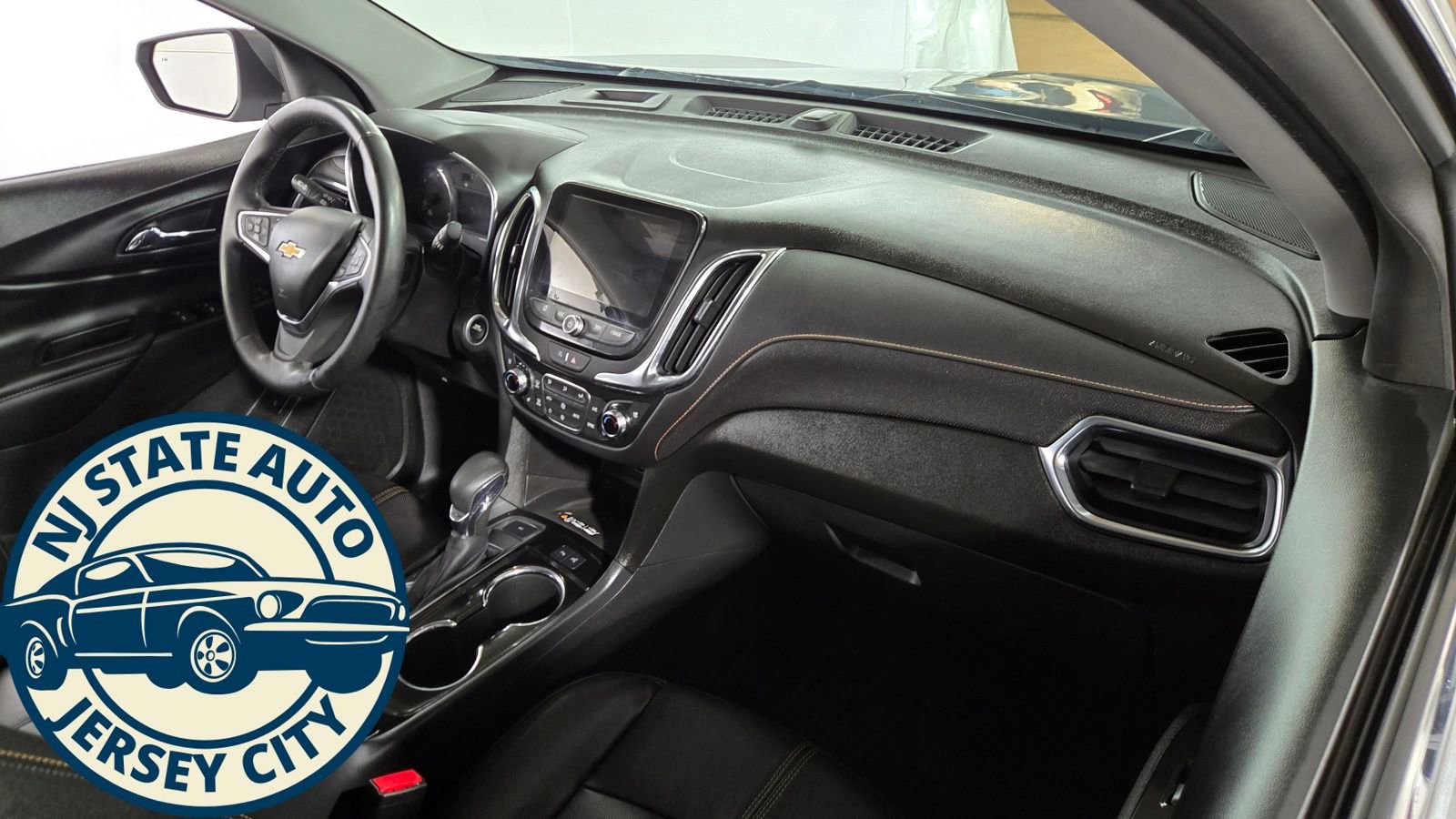 Used 2024 Chevrolet Equinox Premier AWD/4WD image 33