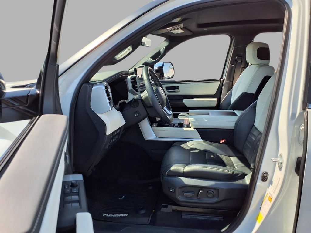Used 2024 Toyota Tundra Capstone AWD/4WD image 22