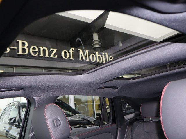 Certified 2025 Mercedes-Benz GLA 250 image 8