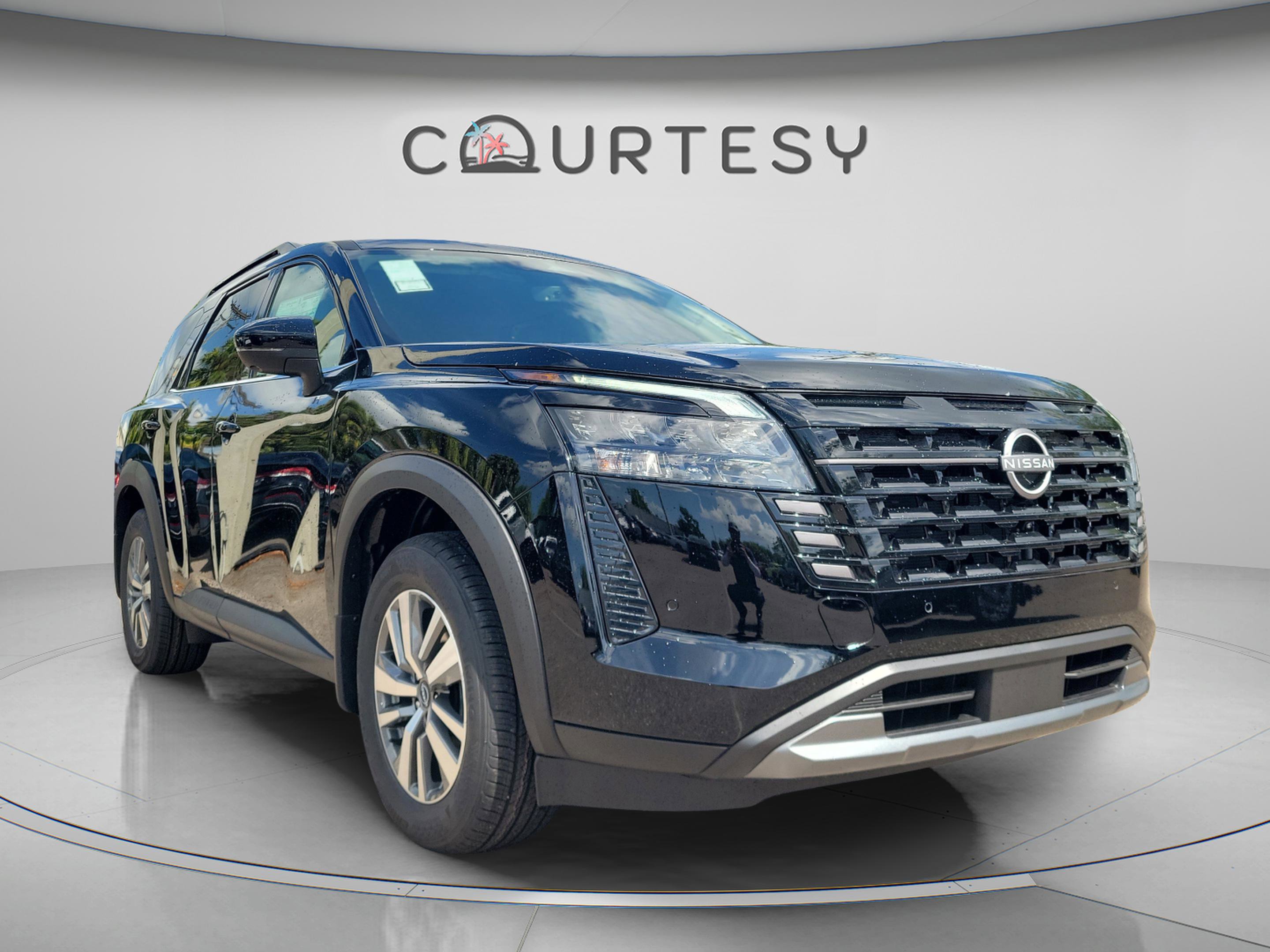 New 2026 Nissan Pathfinder SL image 5