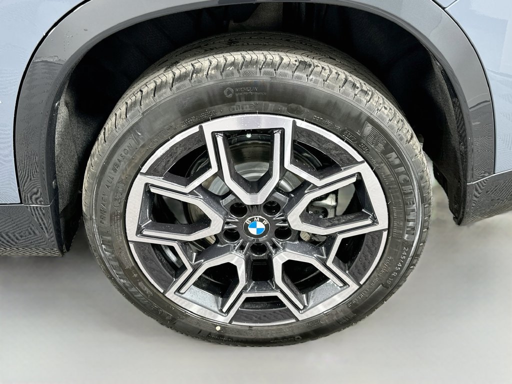 New 2027 BMW X1 xDrive28i w/ Convenience Package AWD/4WD image 23