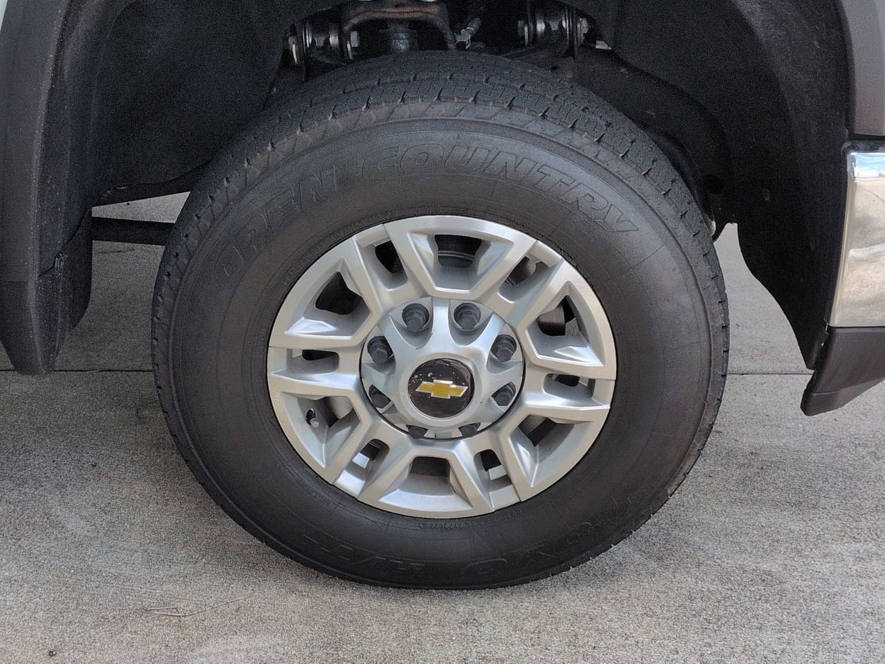 Used 2024 Chevrolet Silverado 2500 LT AWD/4WD image 27