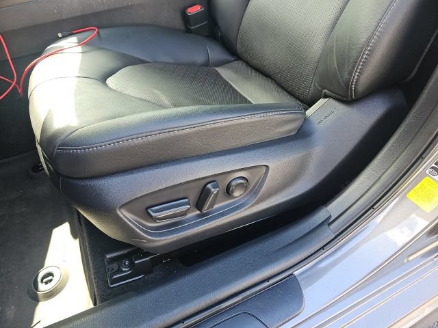Used 2023 Toyota Camry XSE FWD image 16