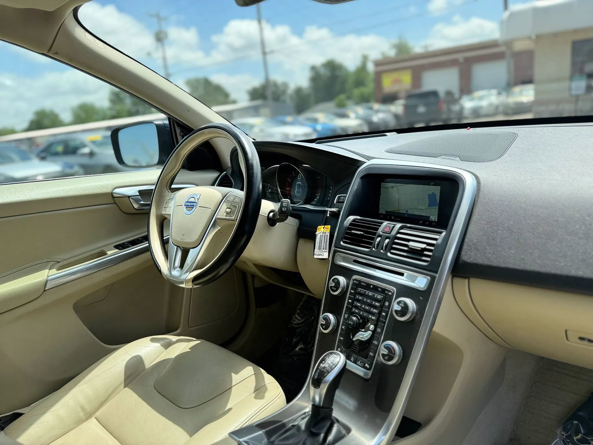 Used 2015 Volvo XC60 T5 Platinum FWD image 45