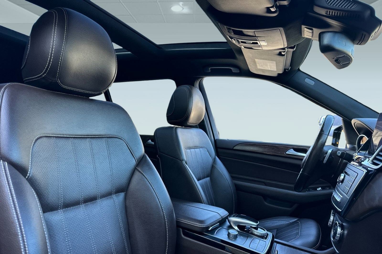 Used 2019 Mercedes-Benz GLS 450 4MATIC image 15