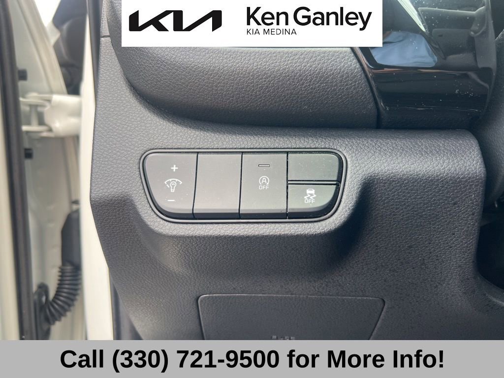 Used 2024 Kia Seltos S image 30