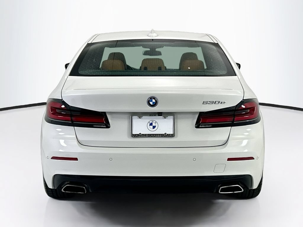Certified 2023 BMW 530e w/ Premium Package RWD image 6