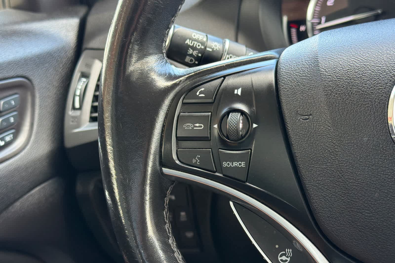 Used 2018 Acura MDX w/ Advance & Entertainment Pac AWD/4WD image 29