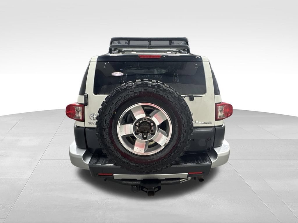 Used 2010 Toyota FJ Cruiser 4WD image 7