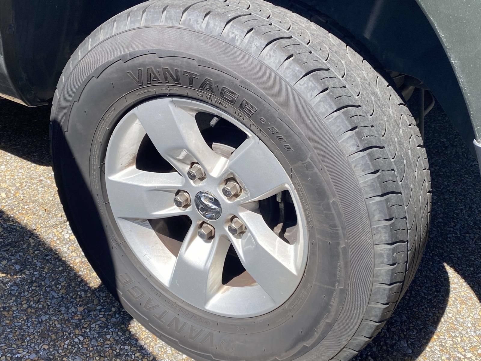 Used 2021 RAM 1500 Classic SLT AWD/4WD image 5