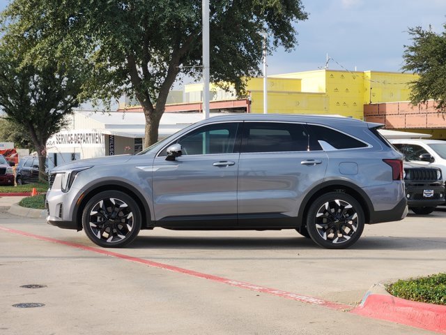 Certified 2025 Kia Sorento SX image 4