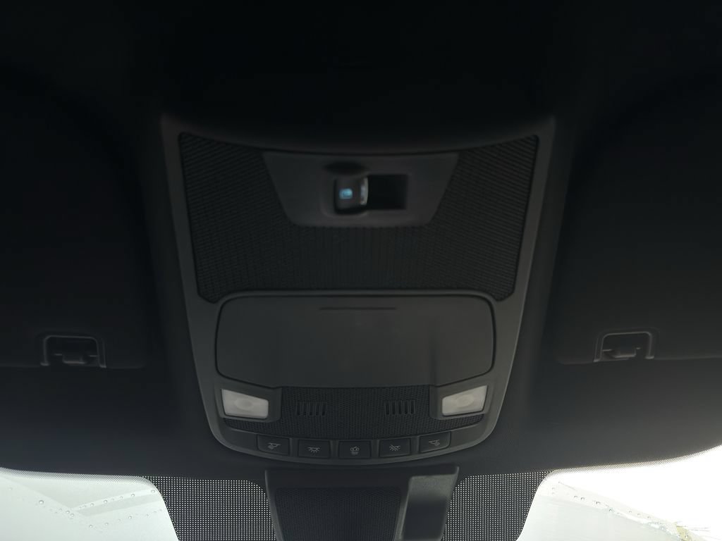 Used 2020 Ford F150 XLT w/ Equipment Group 302A Luxury AWD/4WD image 26