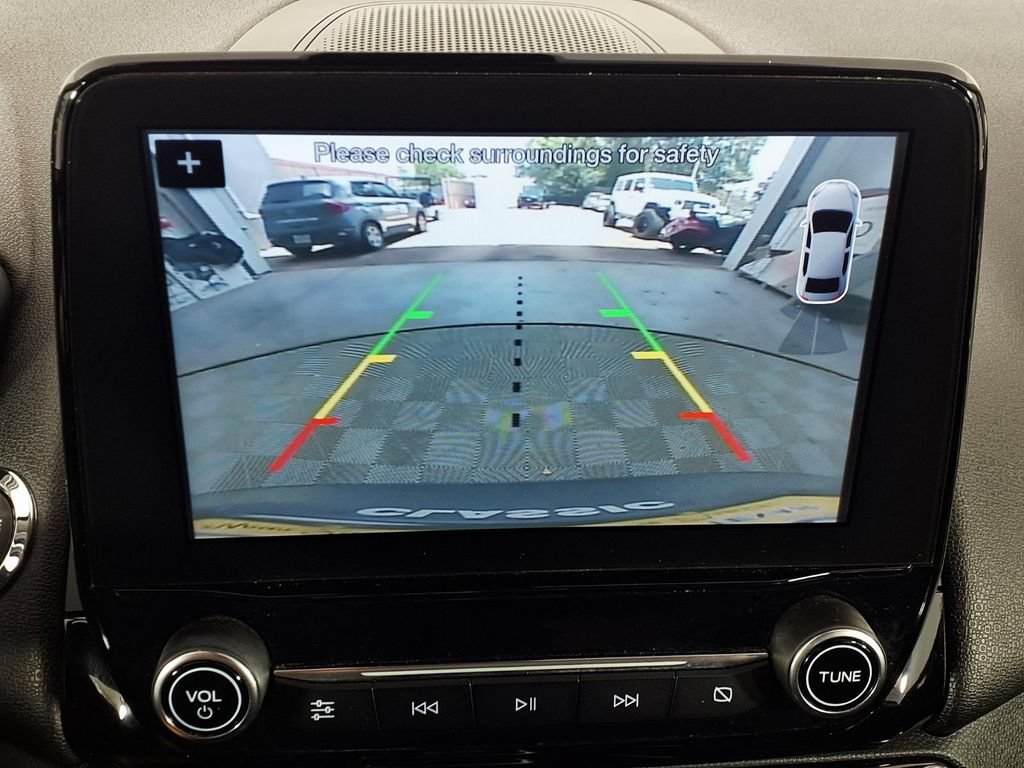 Used 2019 Ford EcoSport Titanium FWD image 14