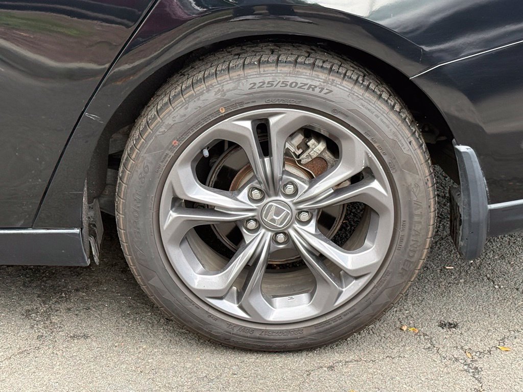 Used 2023 Honda Accord EX image 11