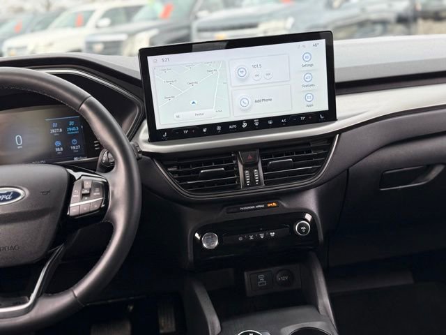 Used 2023 Ford Escape SE image 23