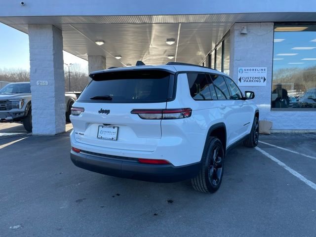Used 2023 Jeep Grand Cherokee L Laredo image 6