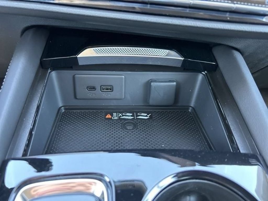 New 2025 Buick Envision Preferred AWD/4WD image 36