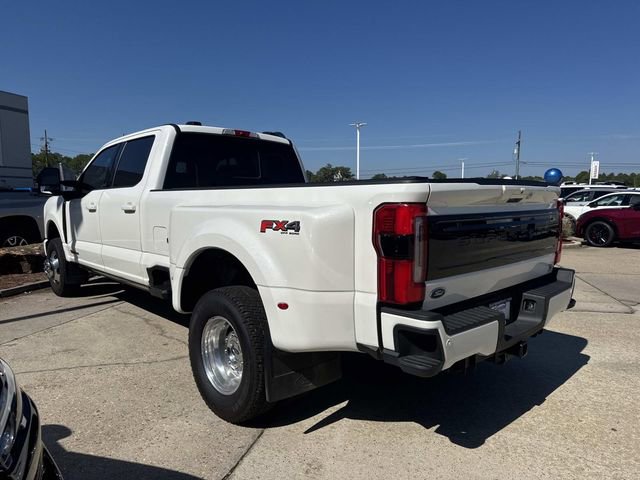 Used 2025 Ford F350 Platinum image 4