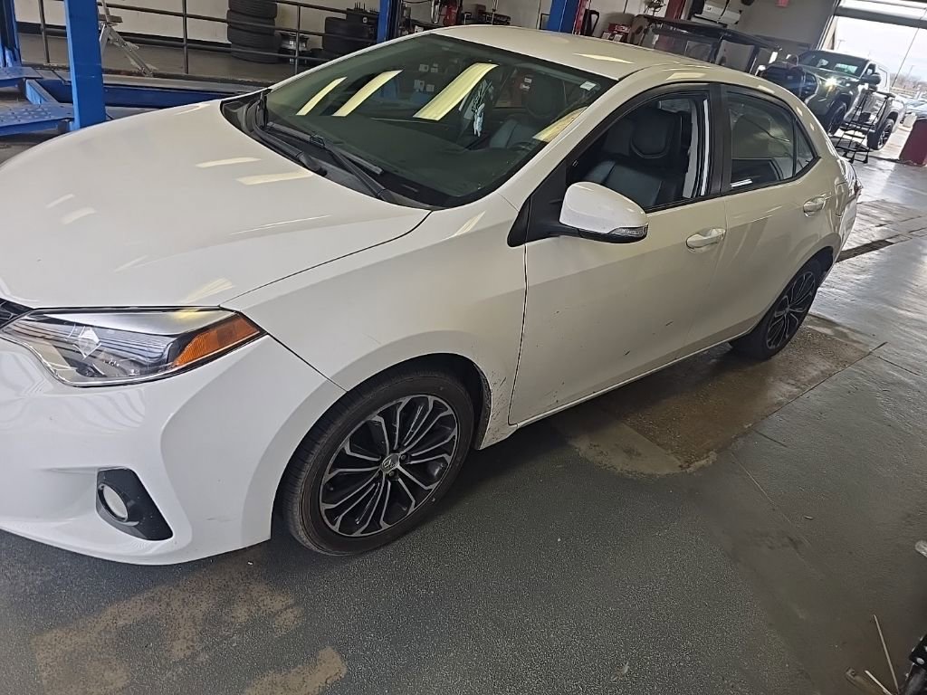 Used 2016 Toyota Corolla S image 2