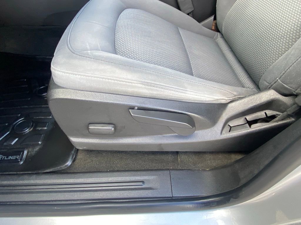 Used 2018 Chevrolet Colorado W/T w/ Custom Special Edition image 10