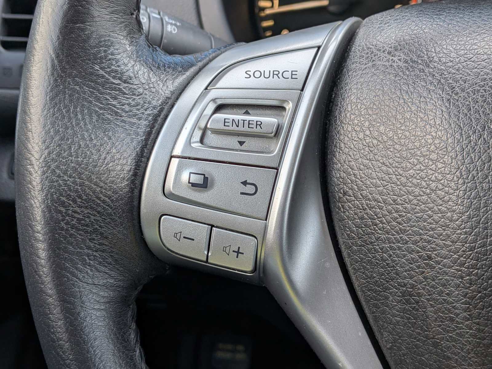Used 2016 Nissan Altima 2.5 SV FWD image 23