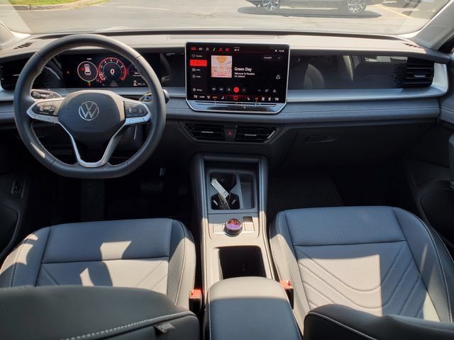 New 2026 Volkswagen Tiguan SE AWD/4WD image 12
