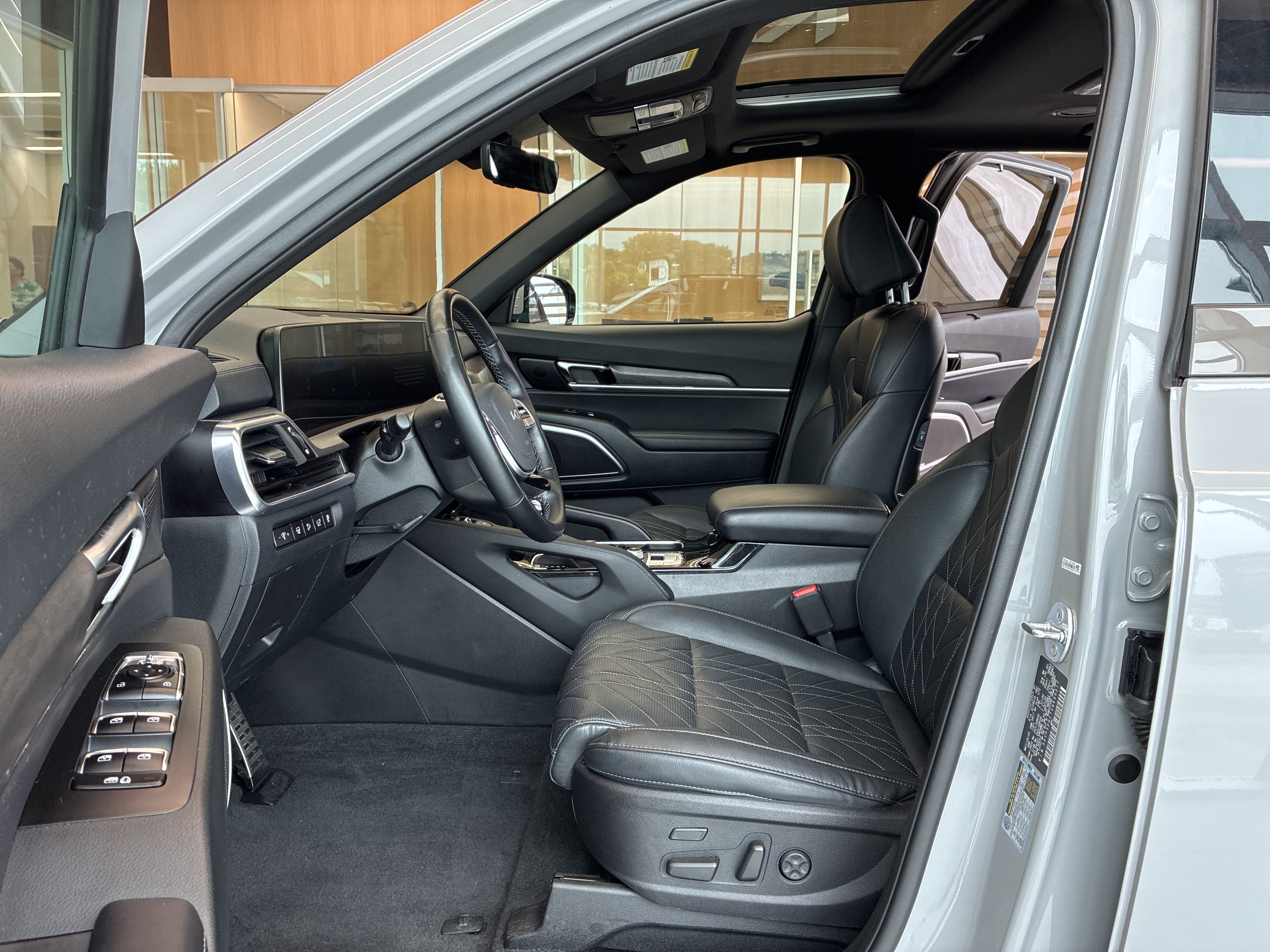 Certified 2025 Kia Telluride SX X-Line AWD/4WD image 15