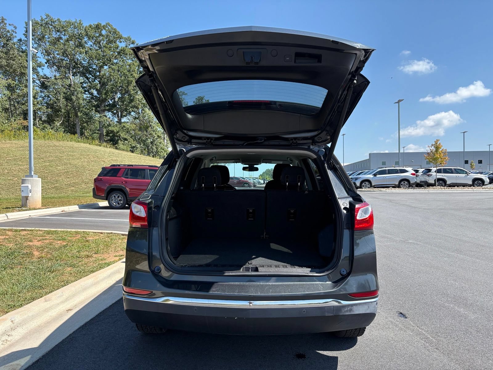Used 2018 Chevrolet Equinox LT AWD/4WD image 11