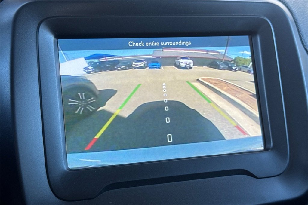 Used 2018 Jeep Renegade Altitude image 19