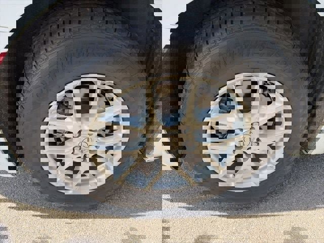 Used 2021 Chrysler Voyager Lxi image 33