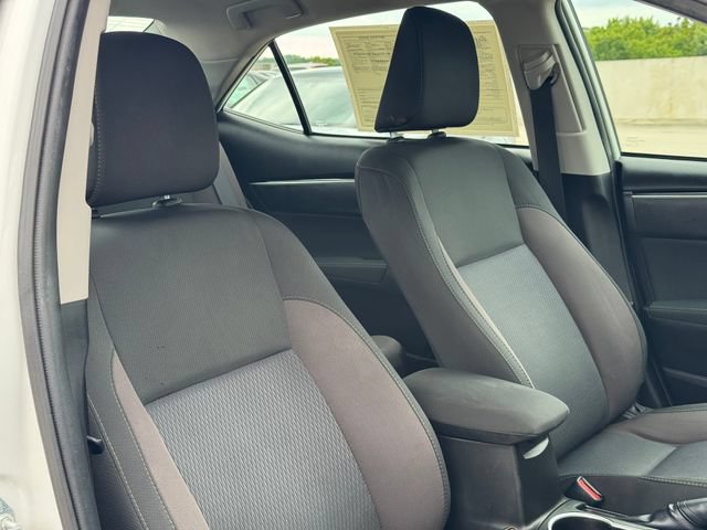 Used 2017 Toyota Corolla LE w/ Carpet Mat Package (TMS) FWD image 11