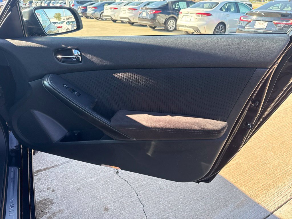 Used 2013 Nissan Altima 2.5 S w/ Premium Pkg FWD image 18