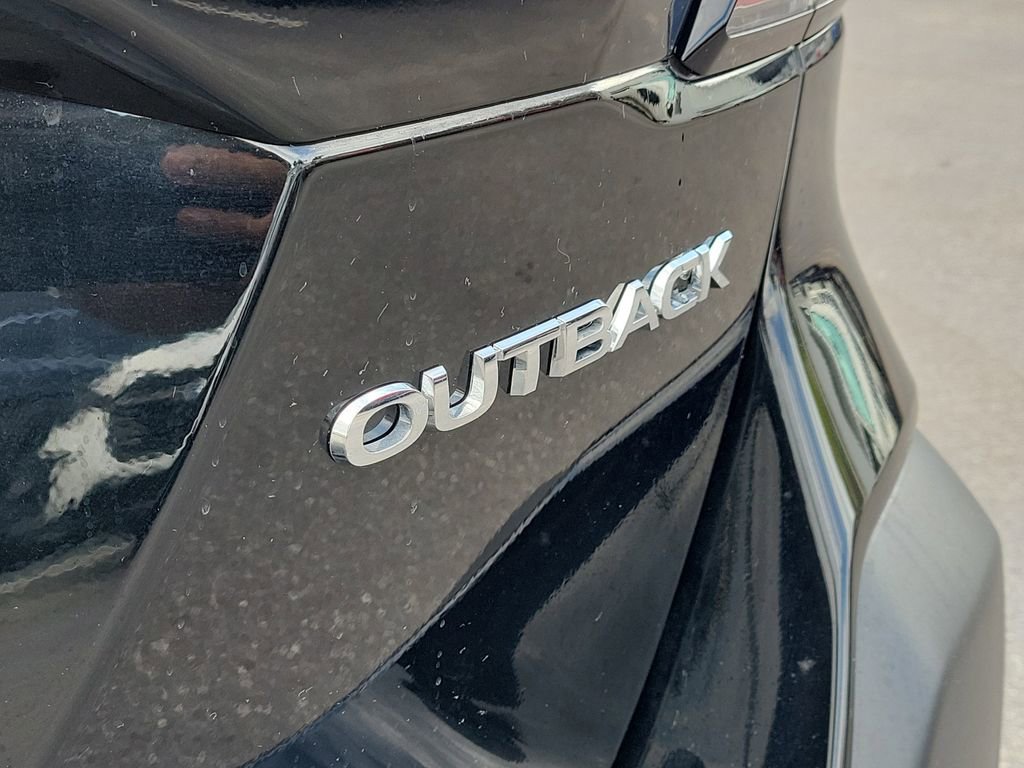 Used 2025 Subaru Outback Limited image 6
