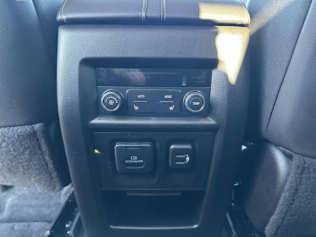 Used 2021 Chevrolet Traverse Premier image 22