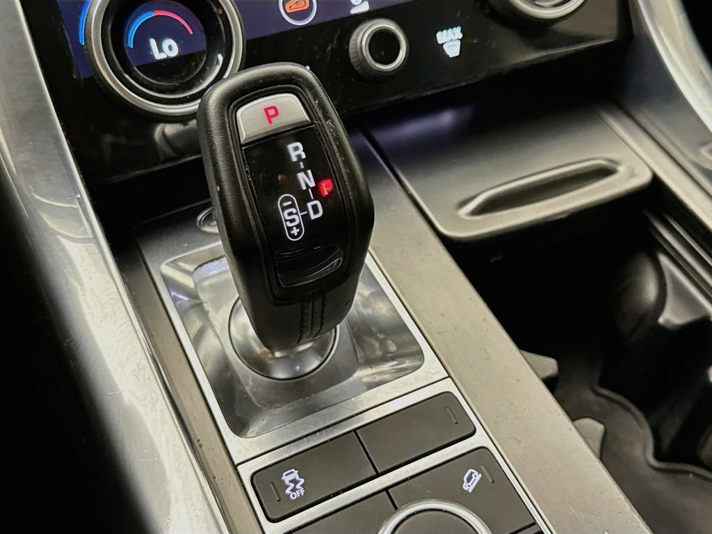 Used 2019 Land Rover Range Rover Sport SE AWD/4WD image 18