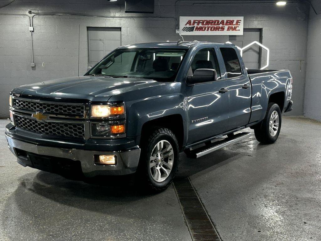 Used 2014 Chevrolet Silverado 1500 LT w/ All Star Edition AWD/4WD image 3